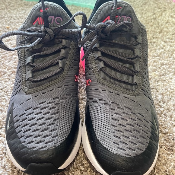 Nike Air Maxx Air 270 - Picture 2 of 5